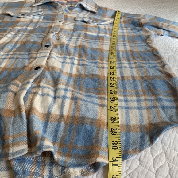 NWT, Plaid, Shacket XXL long sleeve button down perfect for fall - Picture 6 of 12